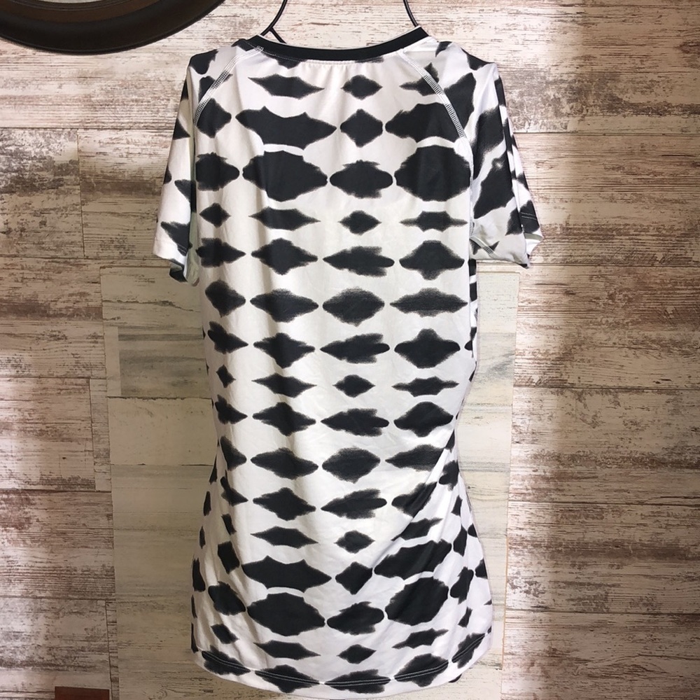 Nike pro black and white shirt size large Nike active wear gym wear Nike pro top - Picture 7 of 7